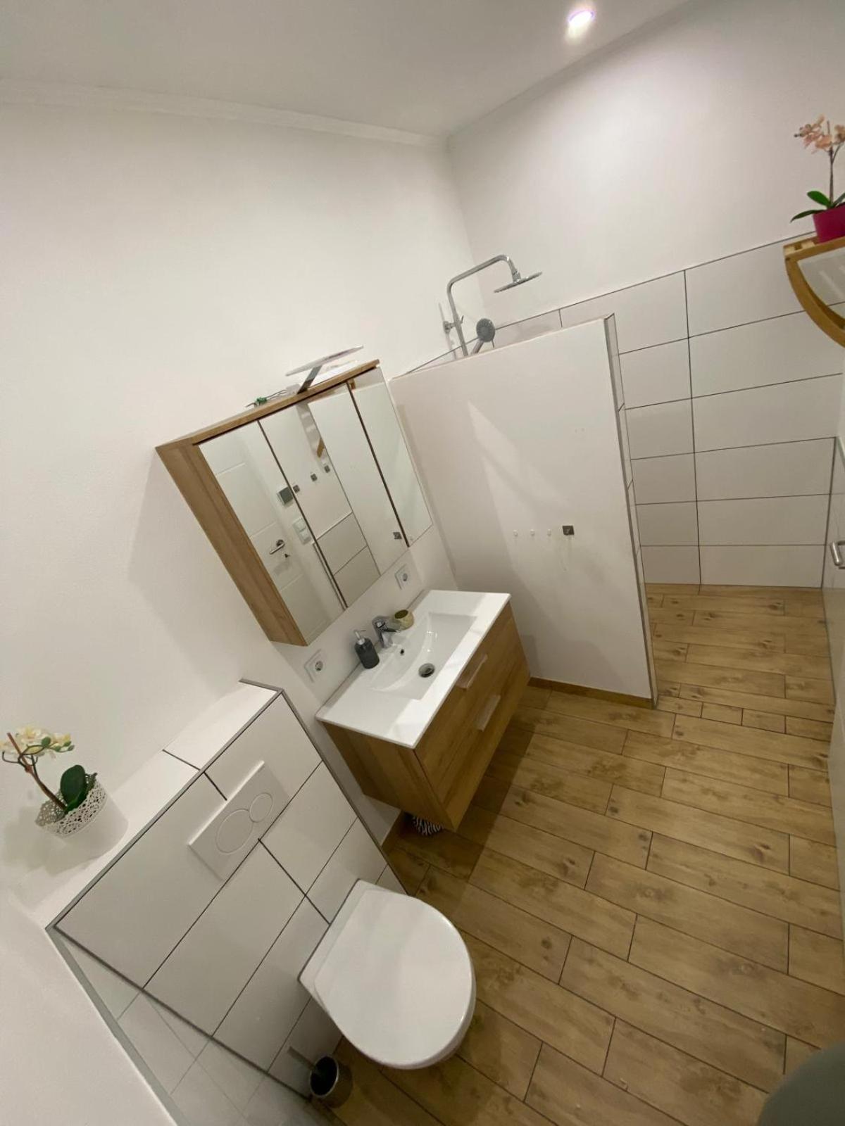 Apartment Milena Kastela Mit Whirlpool ภายนอก รูปภาพ