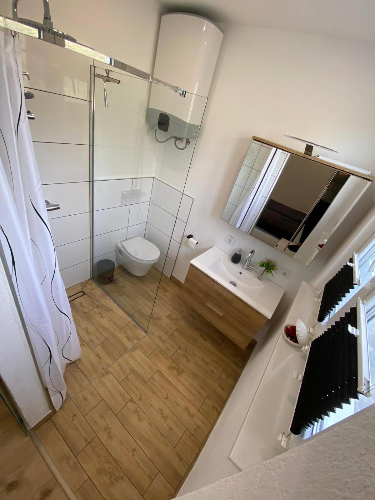 Apartment Milena Kastela Mit Whirlpool ภายนอก รูปภาพ